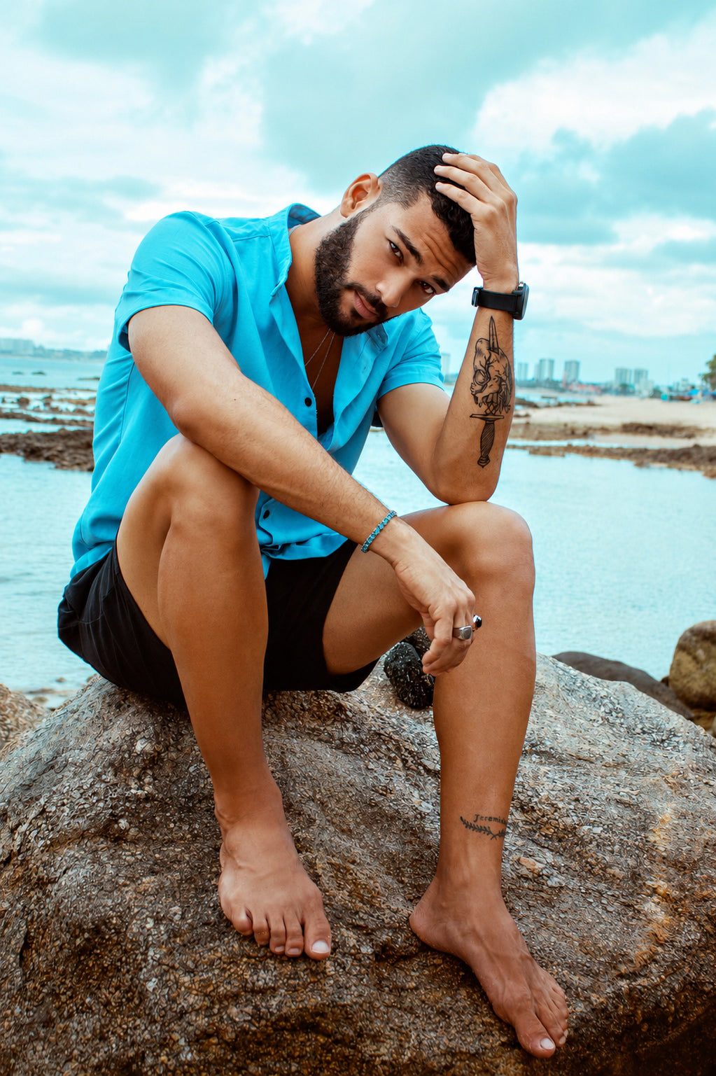 Pulseira Riviera masculina azul London Nice em look casual