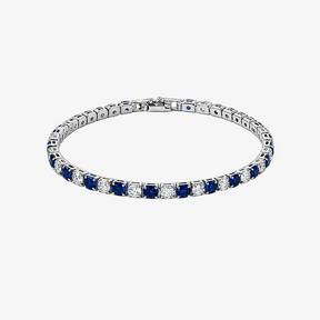 Pulseira Riviera Aspen Marine com pedras azuis e claras em fundo branco